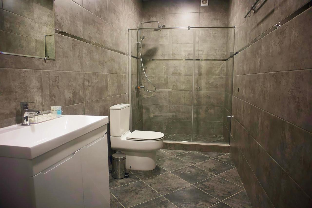Krich Hotel Aktobe Eksteriør billede